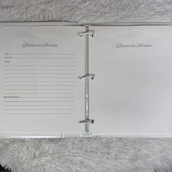 Vintage Hallmark Wedding Album 'And Two Shall Become One' Mark 10:8 Ivory Gold - Picture 8 of 16